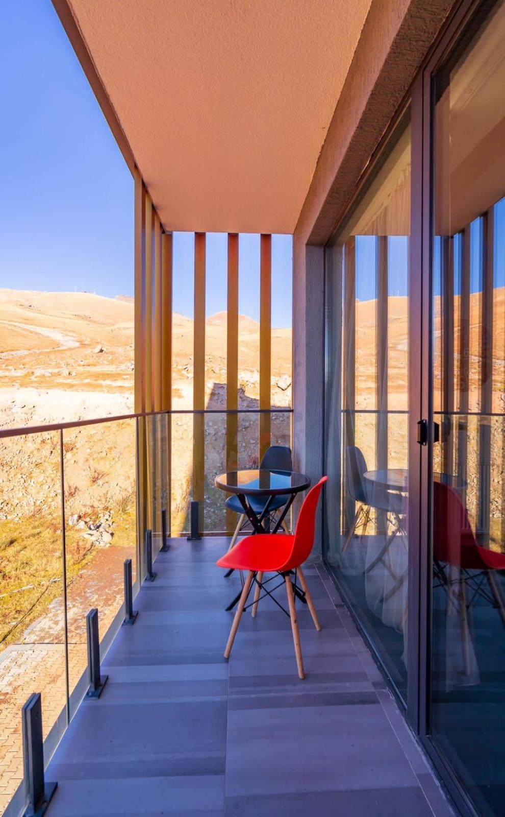 New Gudauri Gn Apartments In Atrium Bagian luar foto