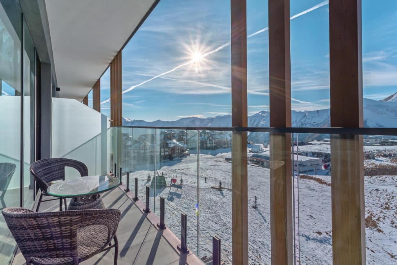 New Gudauri Gn Apartments In Atrium Bagian luar foto