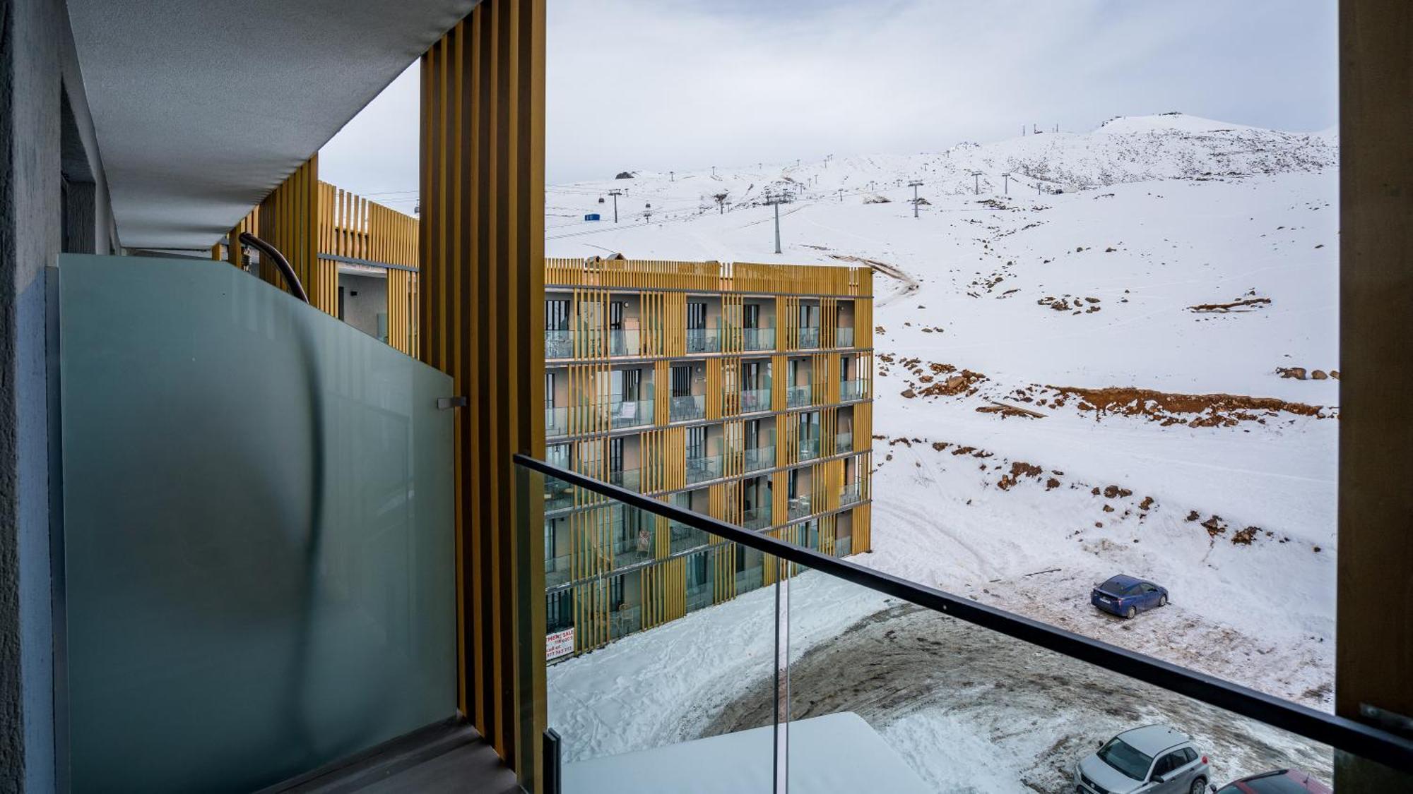 New Gudauri Gn Apartments In Atrium Bagian luar foto